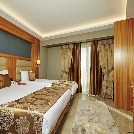 Hotel Ilkbal Deluxe &spa