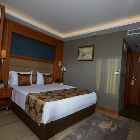 Hotel Ilkbal Deluxe &spa