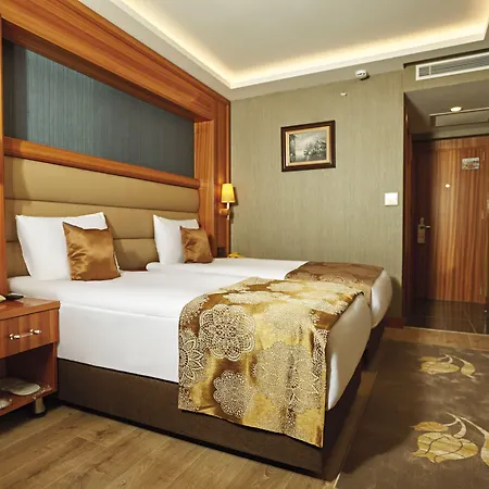 Ilkbal Deluxe &spa 4*