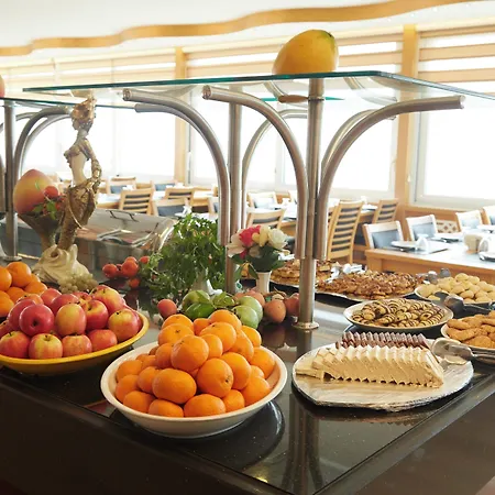 Hotel Ilkbal Deluxe &spa