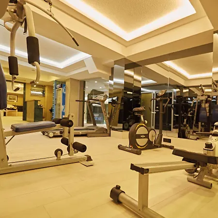 Ilkbal Deluxe &spa ホテル