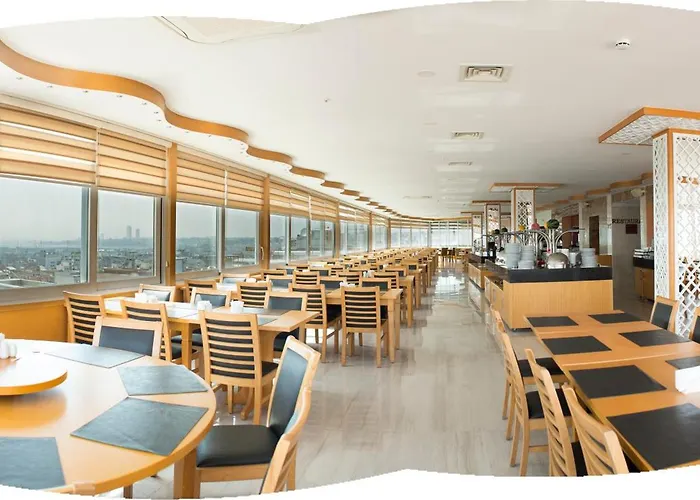 מלון Ilkbal Deluxe &spa 4*